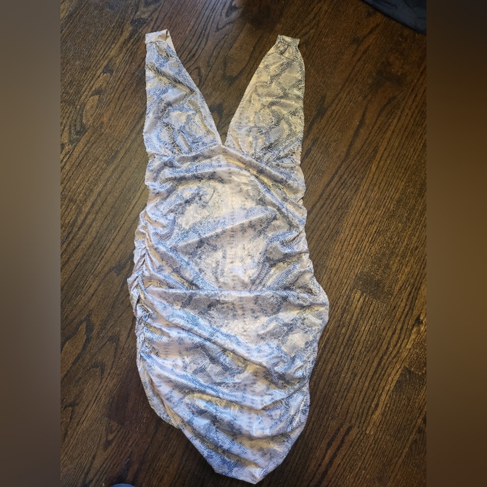 💜💜 Watch Out Snake Print Midi Dress 💜💜